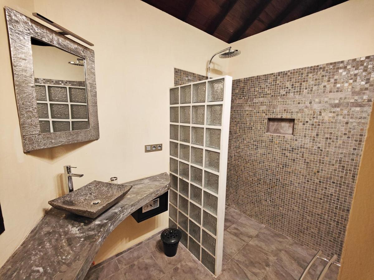Villa Mbolatsara Nosy-Be Extérieur photo